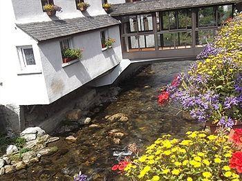 Auberge De L'Isard Saint-Denis  Exteriör bild