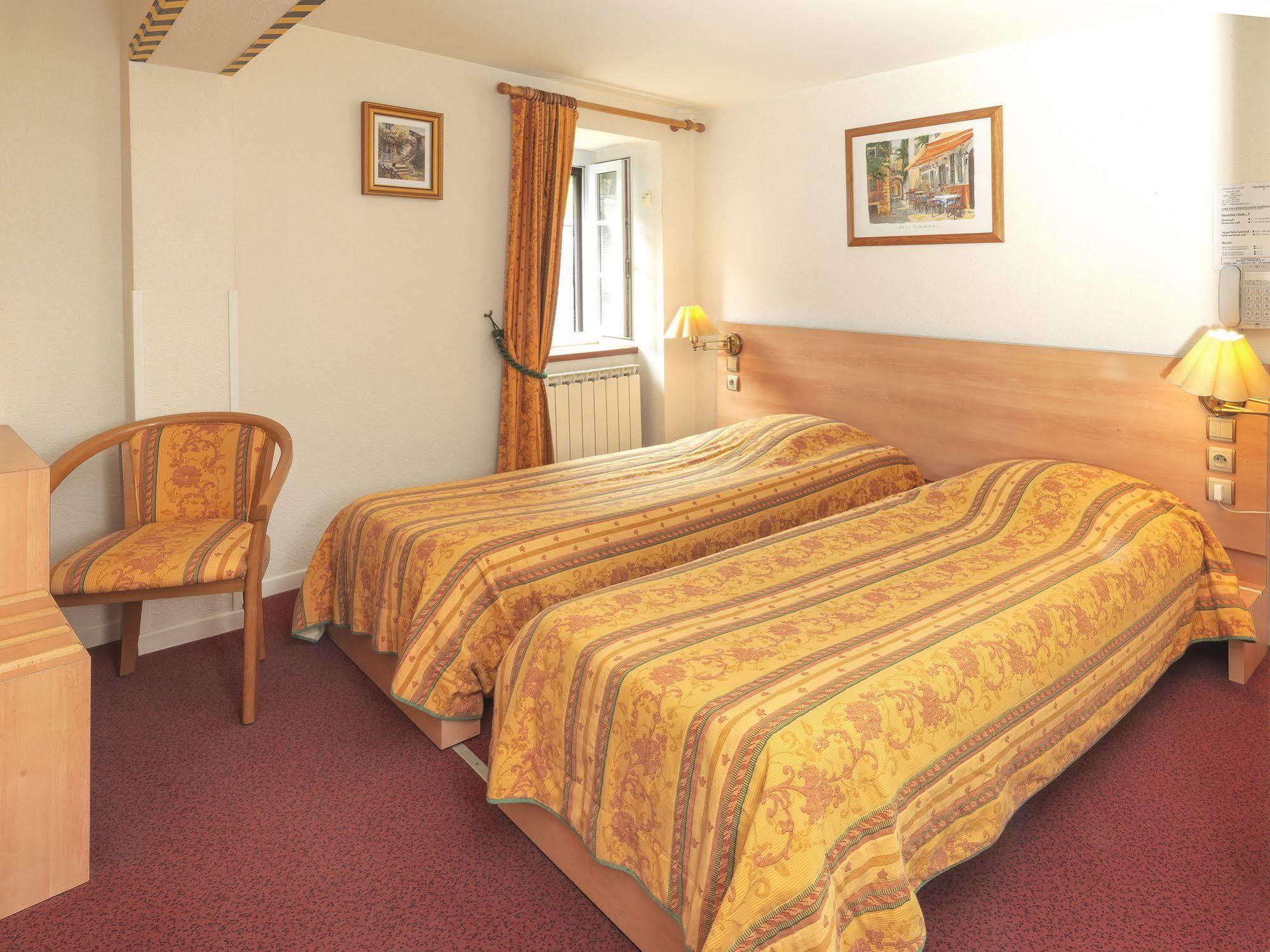 Auberge De L'Isard Saint-Denis  Exteriör bild